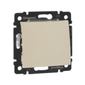 Legrand Valena Крем Выключатель 1-клавишный