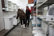 «Коммерсантъ» узнал о проблемах с поставками сантехники и стройматериалов